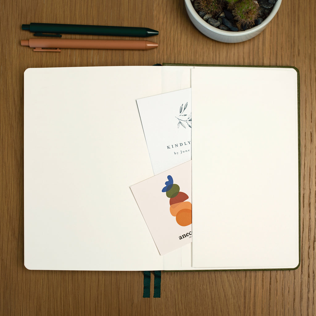 Daily Planner & Gel Pen Set
